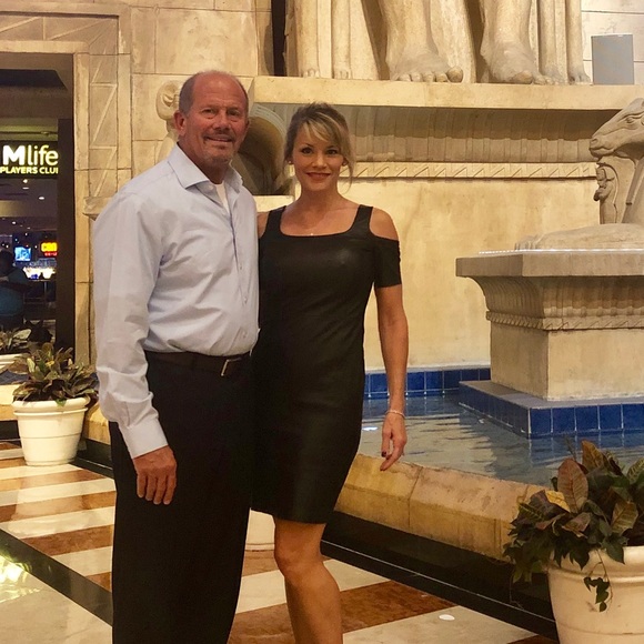 Meet your Posher, Kerri - Picture 2 of 4